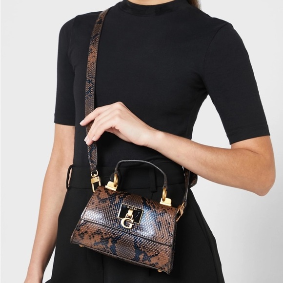 New GUESS Stephi Micro Mini Crossbody Bag - Picture 2 of 12